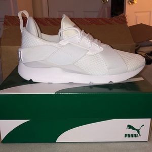 Puma Sneakers